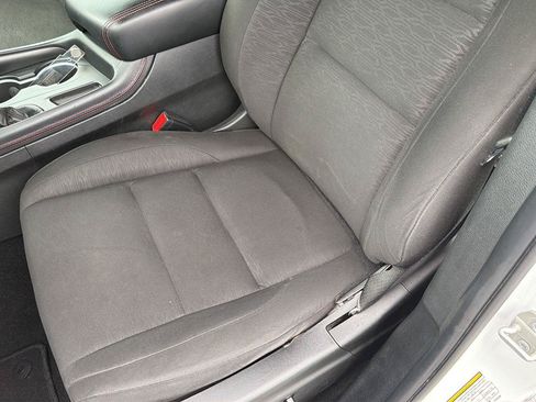 Used 2023 Dodge Durango GT RWD image 31