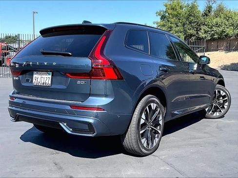 Used 2026 Volvo XC60 B5 Plus w/ Protection Package Premier AWD/4WD image 2