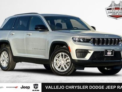 New 2025 Jeep Grand Cherokee Laredo X
