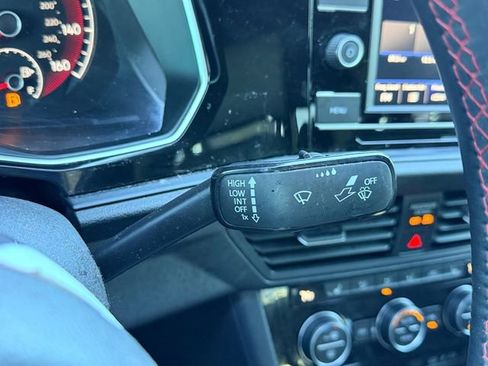 Used 2021 Volkswagen Jetta GLI image 21