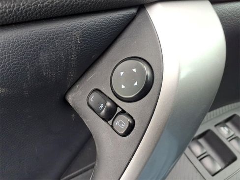 Used 2024 Mitsubishi Eclipse Cross SE image 14