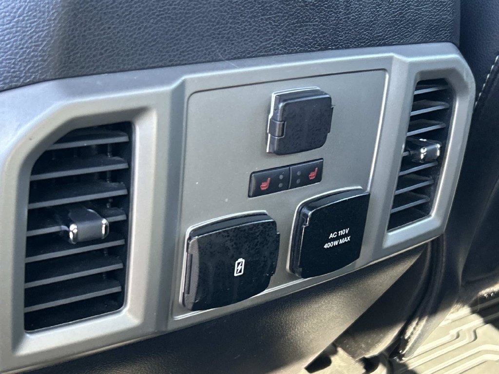 Used 2019 Ford F150 Lariat w/ Equipment Group 502A Luxury AWD/4WD image 18