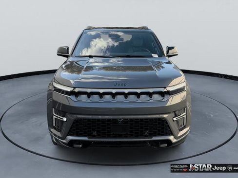 New 2026 Jeep Grand Wagoneer 4WD image 2