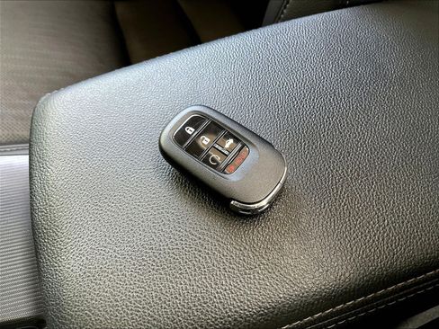 Used 2023 Honda Civic Touring image 32
