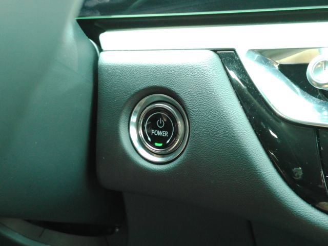 Used 2023 Cadillac Lyriq AWD image 47