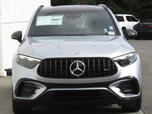 New 2026 Mercedes-Benz GLC 43 AMG 4MATIC image 3