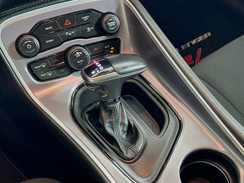Used 2019 Dodge Challenger R/T RWD image 21