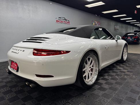 Used 2015 Porsche 911 Carrera S image 20