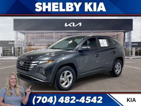 Used 2024 Hyundai Tucson SE AWD/4WD image 1