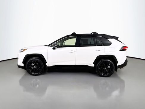 Certified 2025 Toyota RAV4 XSE w/ Advanced Technology Package image 4