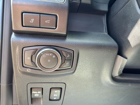 Used 2020 Ford Expedition Limited AWD/4WD image 14