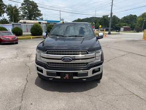 Used 2018 Ford F150 Lariat w/ Equipment Group 502A Luxury AWD/4WD image 5