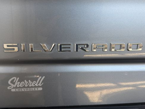 Used 2021 Chevrolet Silverado 1500 RST w/ True North Edition Plus AWD/4WD image 8