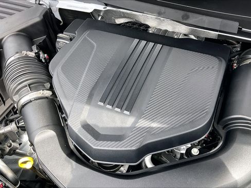 New 2026 Chevrolet Traverse High Country w/ LPO, Floor Liner Package FWD image 17