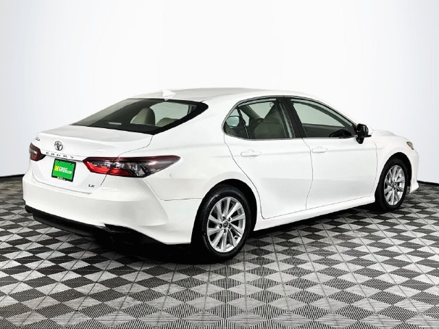 Used 2023 Toyota Camry LE FWD image 8