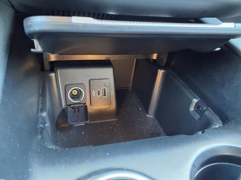 Used 2025 Ford Explorer ST-Line w/ ST-Line Street Pack image 62