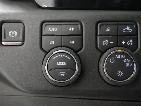 New 2026 Chevrolet Silverado 1500 LT w/ Texas Edition Plus image 16