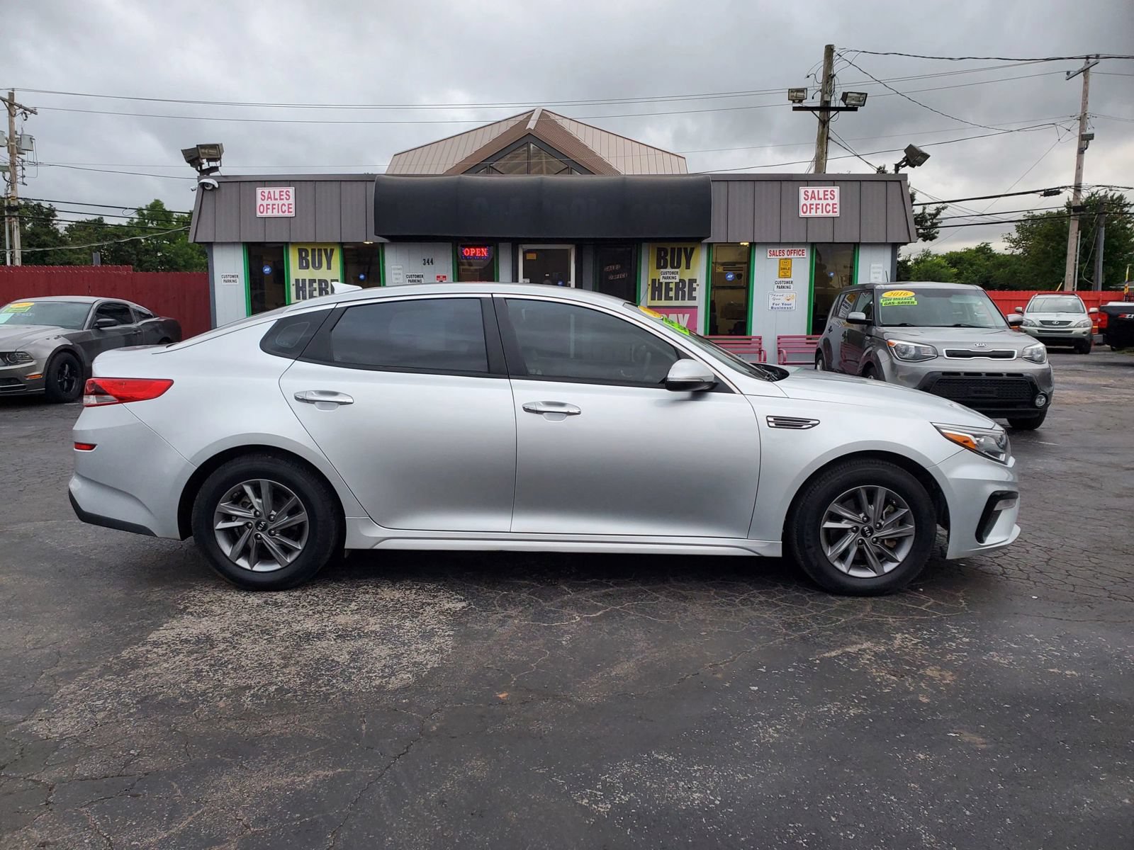 Used 2020 Kia Optima LX FWD image 22