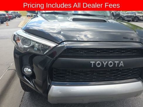 Used 2019 Toyota 4Runner TRD Off-Road AWD/4WD image 4