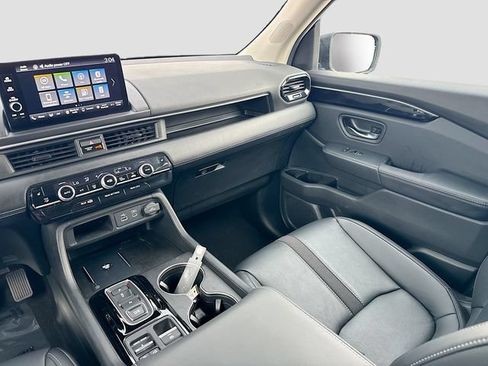 Used 2025 Honda Pilot EX-L image 27