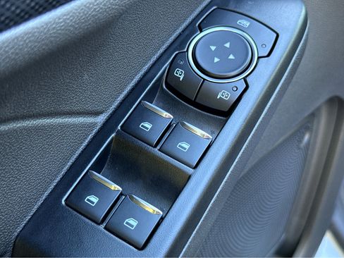 Used 2025 Ford Escape ST-Line image 20