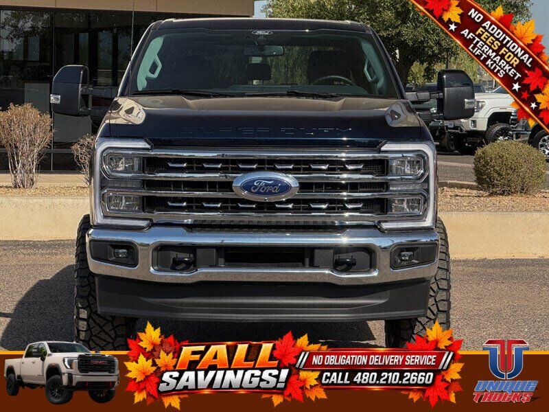 Used 2025 Ford F350 Lariat w/ Camper Package AWD/4WD image 2