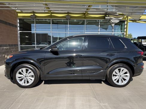 Used 2025 Audi Q6 e-tron Premium w/ Convenience Package RWD image 7