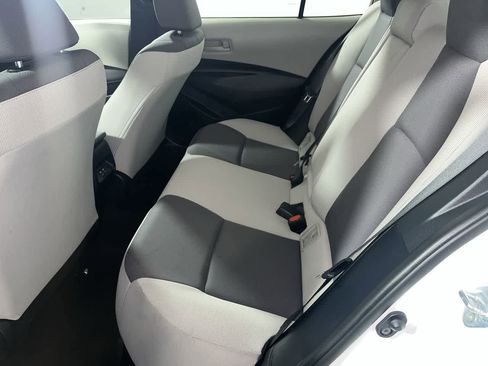 Used 2023 Toyota Corolla LE image 27