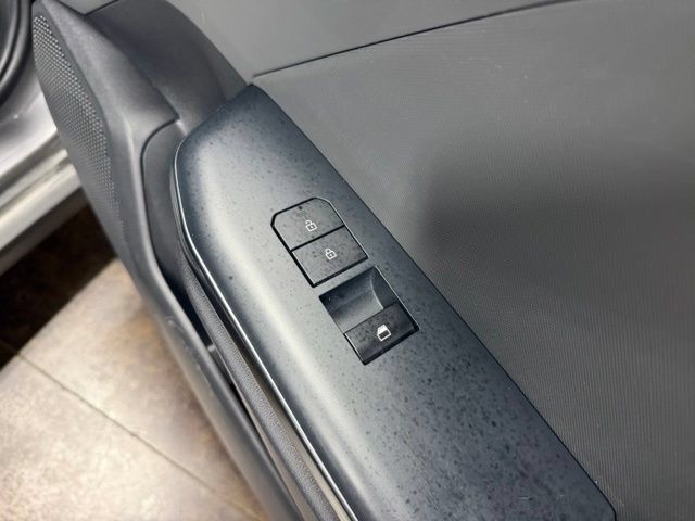 Used 2025 Kia K4 FWD image 24