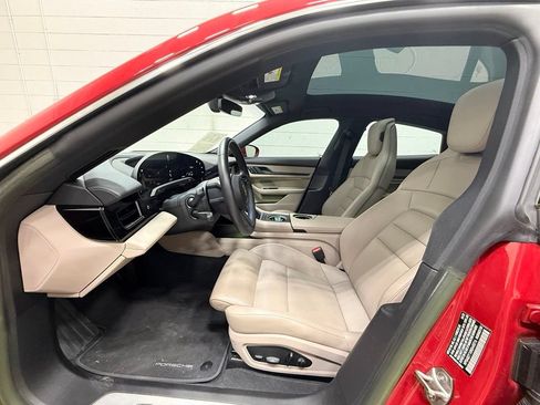 Used 2022 Porsche Taycan 4S AWD/4WD image 27