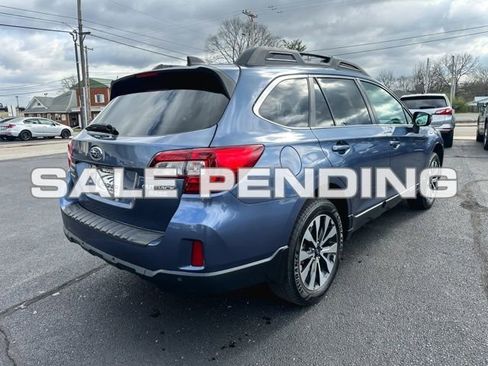 Used 2017 Subaru Outback 2.5i Limited image 7