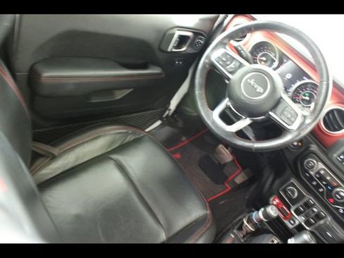 Used 2020 Jeep Wrangler Unlimited Rubicon AWD/4WD image 17