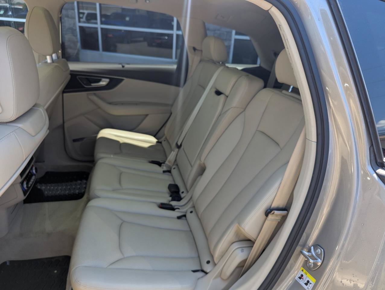 Used 2017 Audi Q7 3.0T Prestige AWD/4WD image 25