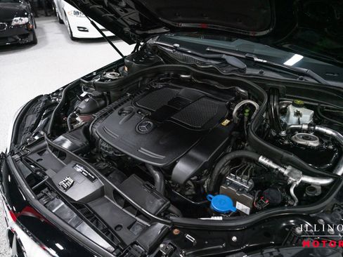 Used 2015 Mercedes-Benz E 350 4MATIC Sedan w/ Premium 1 Package image 35