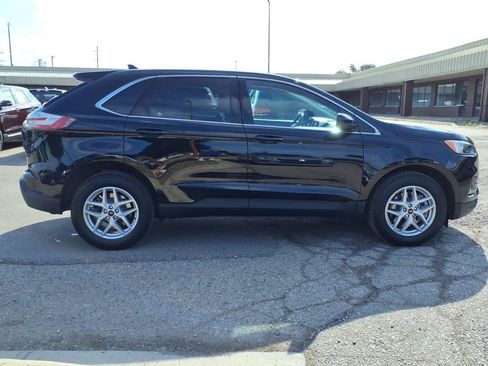 Used 2024 Ford Edge SEL w/ Convenience Package AWD/4WD image 6