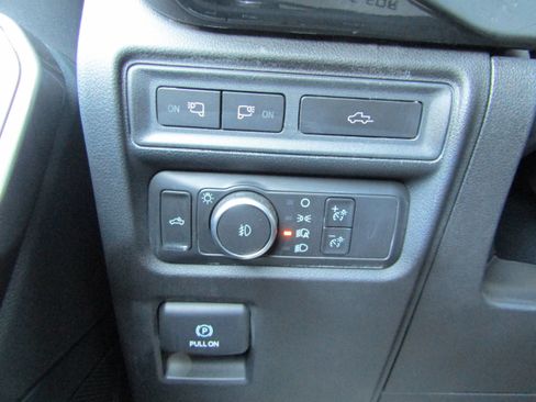 Used 2021 Ford F150 XLT w/ Equipment Group 302A High AWD/4WD image 32