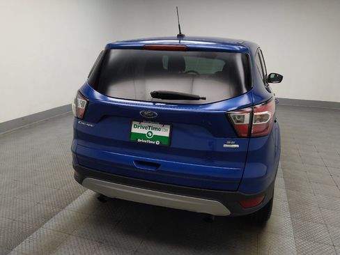 Used 2017 Ford Escape SE FWD image 7