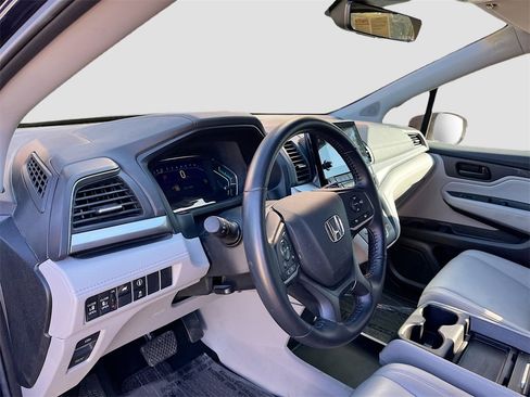 Used 2024 Honda Odyssey EX-L image 9