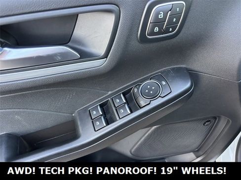 New 2026 Ford Escape Platinum w/ Premium Technology Package image 8