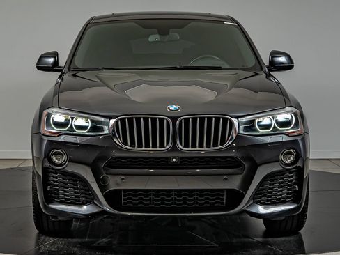 Used 2016 BMW X4 xDrive28i AWD/4WD image 2