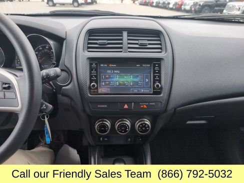 Used 2024 Mitsubishi Outlander Sport ES AWD/4WD image 19