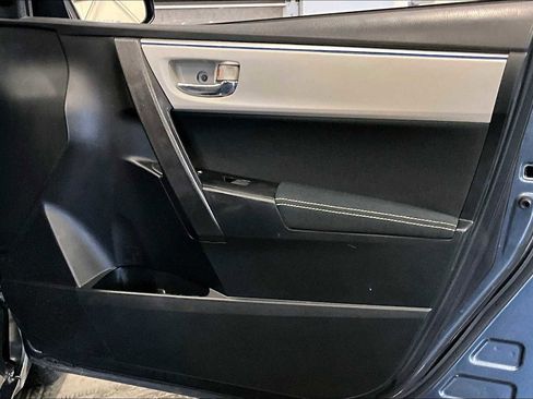Used 2015 Toyota Corolla LE image 21