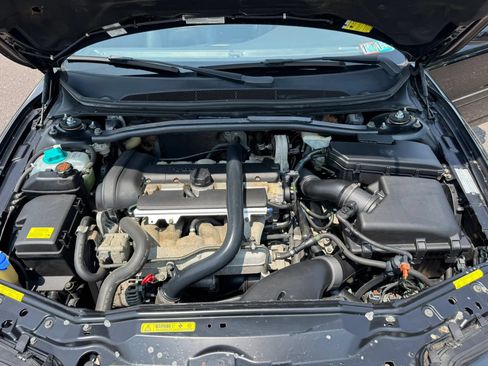 Used 2004 Volvo S80 2.5T AWD/4WD image 8