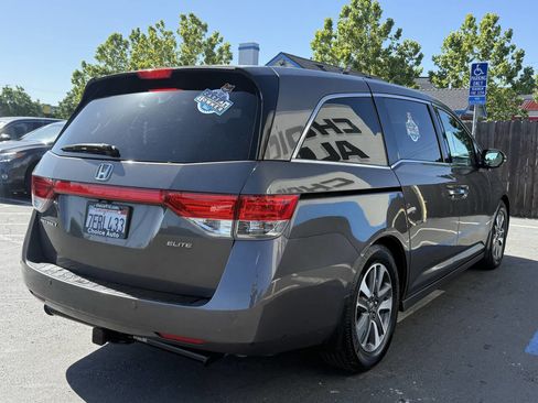 Used 2014 Honda Odyssey Touring Elite image 5