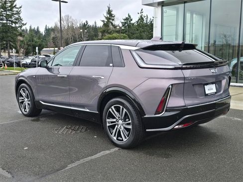 New 2026 Cadillac Lyriq Premium Luxury image 3