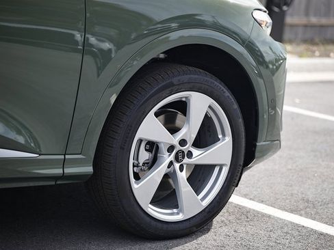 New 2025 Audi Q5 2.0T Premium Plus image 7