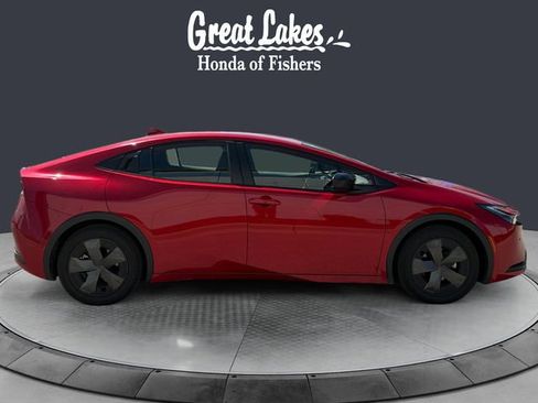 Used 2024 Toyota Prius LE image 6