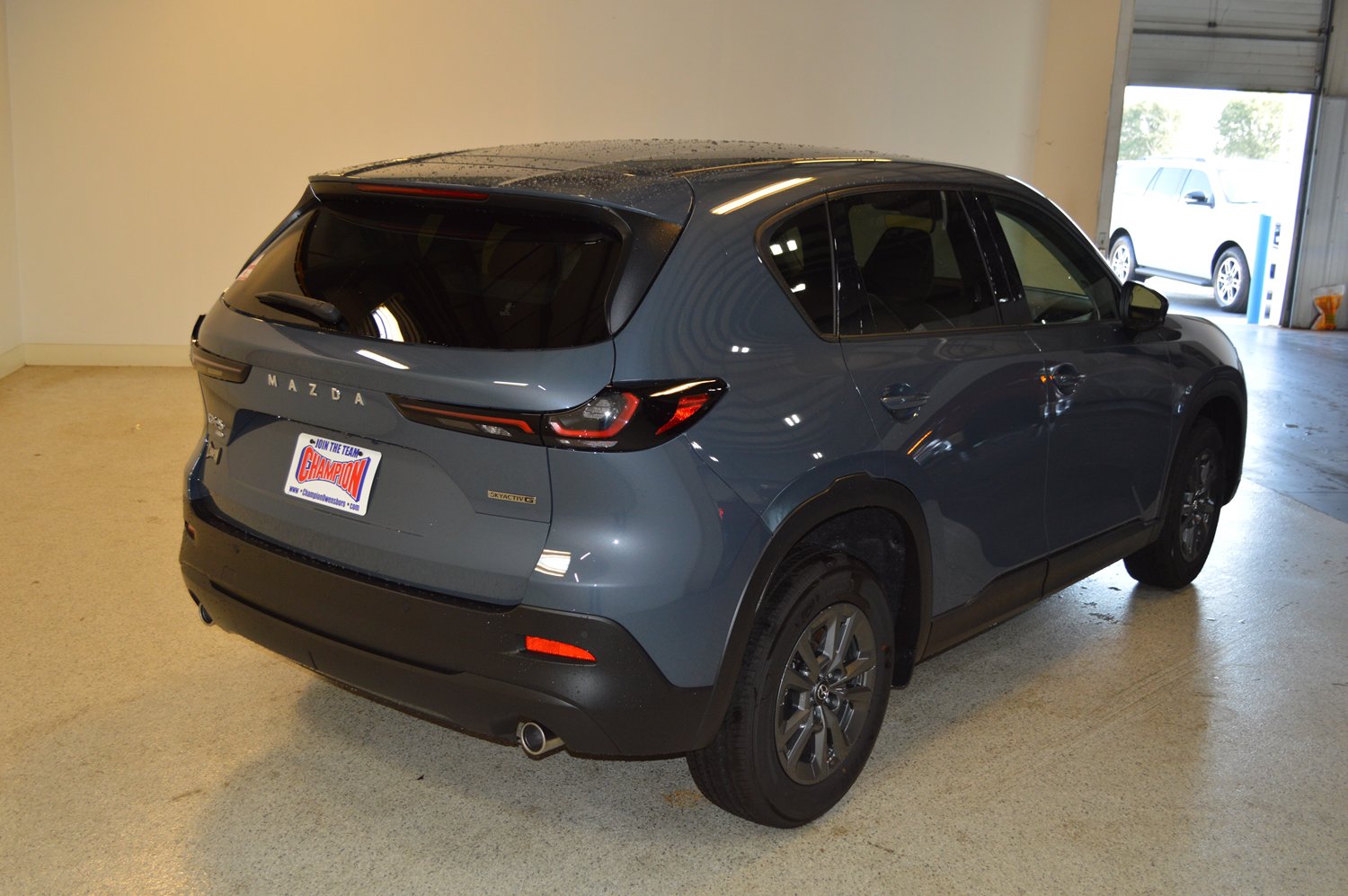 New 2026 MAZDA CX-5 Select AWD/4WD image 3