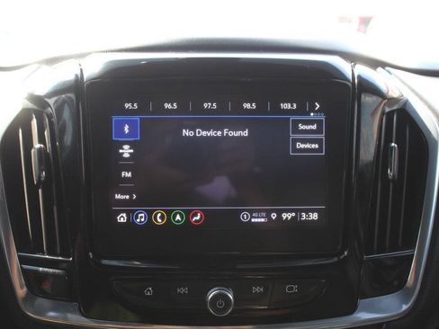 Used 2022 Chevrolet Traverse RS FWD image 23
