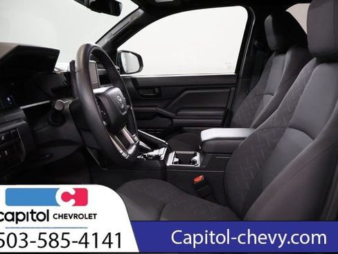 Used 2024 Toyota Tacoma SR5 AWD/4WD image 13